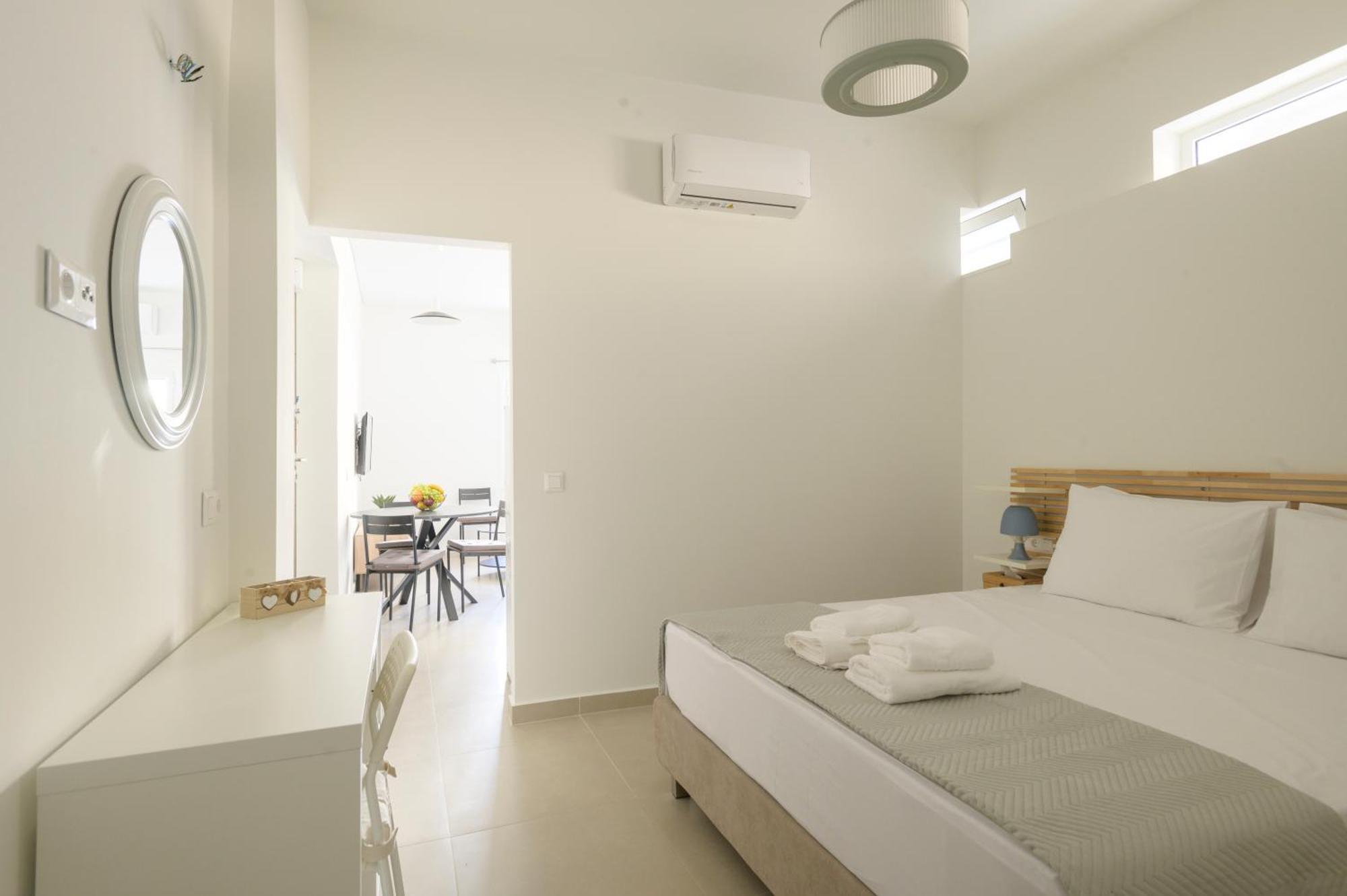 Pylos Apartments Eksteriør billede